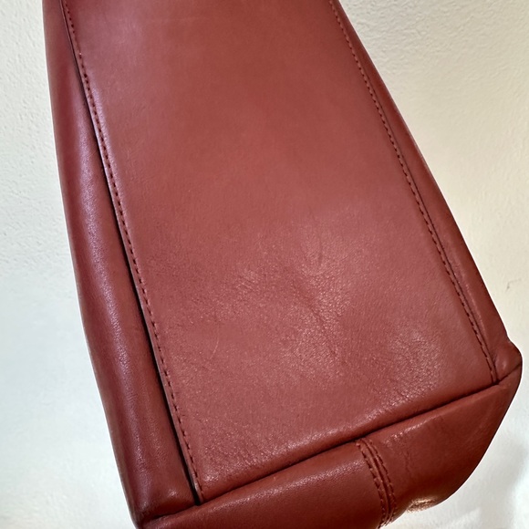 Coach Legacy Bag - Tan with Convertible Strap (Crossbody or Shoulder) - Picture 11 of 14